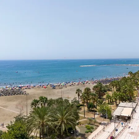 Estudio Vistas Al Mar En - Junto Puerto Marina